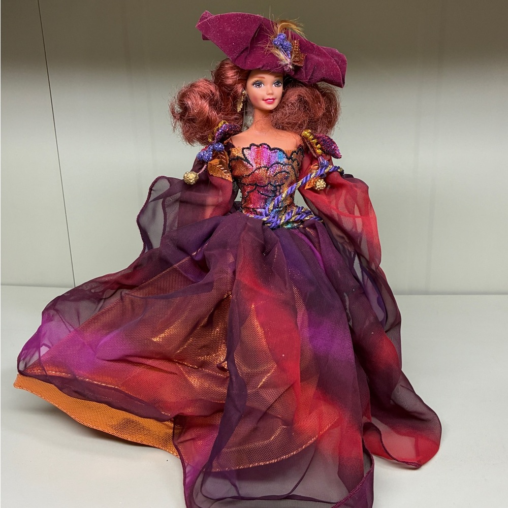 BARBIE 1995 ENCHANTED SEASONS AUTUMN GLORY SUPERSTAR BARBIE 15204